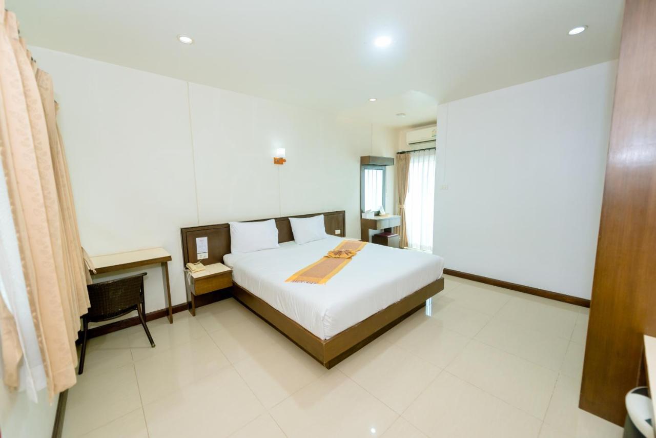 Bander Hotel ภูเขียว ภายนอก รูปภาพ