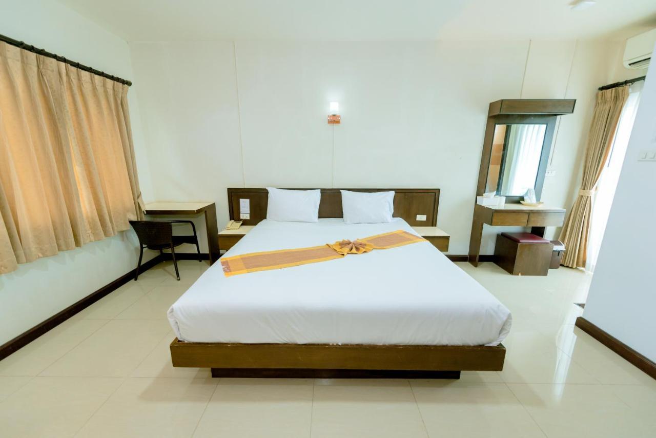Bander Hotel ภูเขียว ภายนอก รูปภาพ